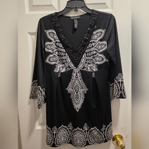 INC International Concepts Tops - ​Vintage Y2K INC International Concepts Black & White Beaded Tunic Top